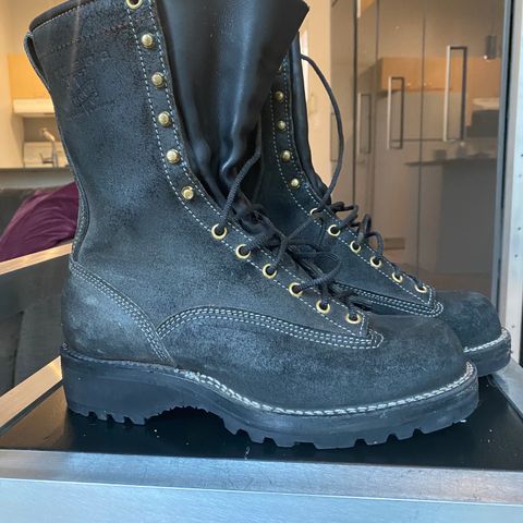 Viberg Rigger in Unknown Leather