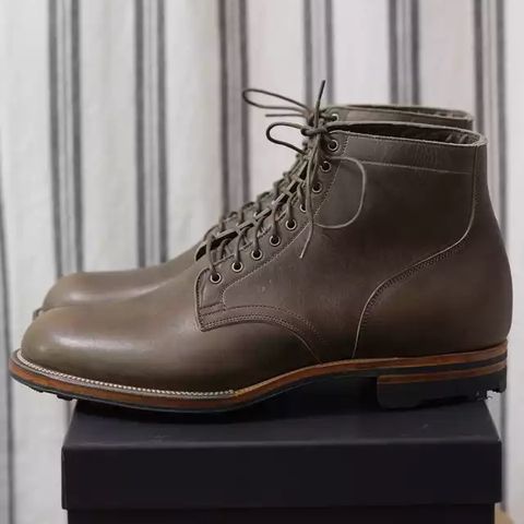 Viberg Service Boot in C.F. Stead Classic Grey Oiled Culatta
