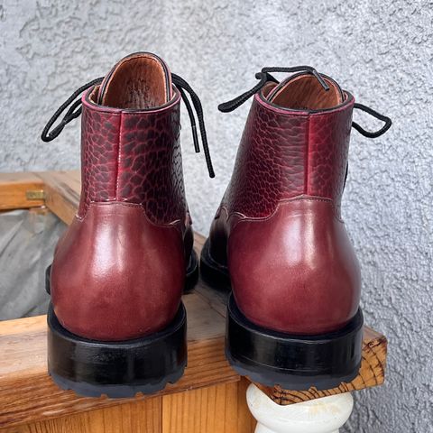 Arno Galno in Maryam Burgundy TPR Horsebutt & Law Tanning Black Cherry Big Horn Shrunken Bison