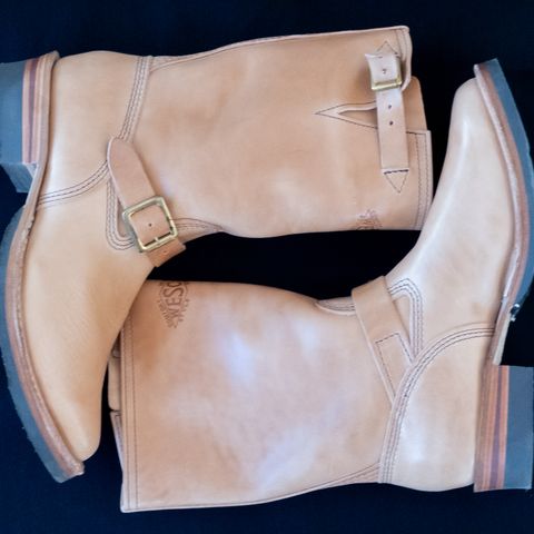 Wesco Mister Lou in Maryam Natural Horsebutt
