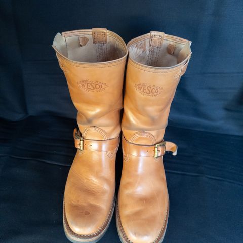 Wesco Mister Lou in Maryam Natural Horsebutt