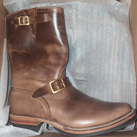 View photo of Wesco Mister Lou in Horween Natural Chromexcel