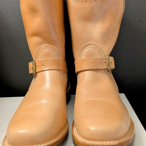 Wesco Mister Lou in Maryam Natural Horsebutt