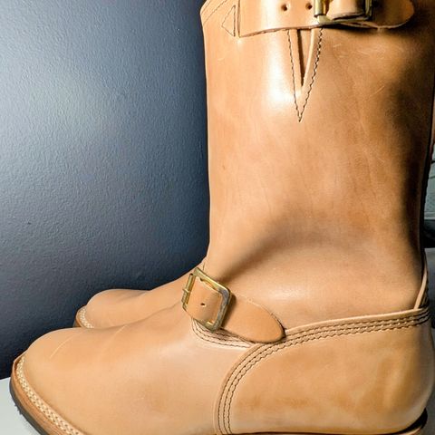 Wesco Mister Lou in Maryam Natural Horsebutt
