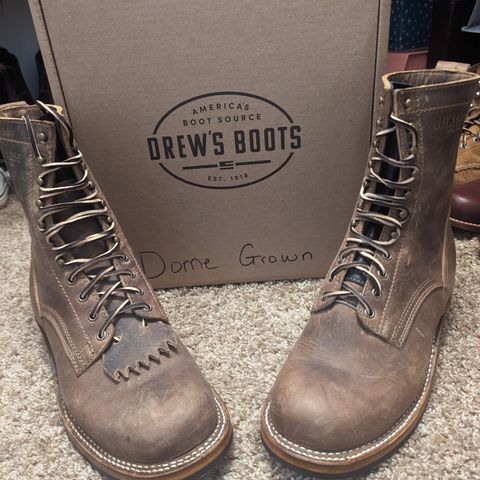 Drew's 8-Inch Logger in Rowdy Smooth