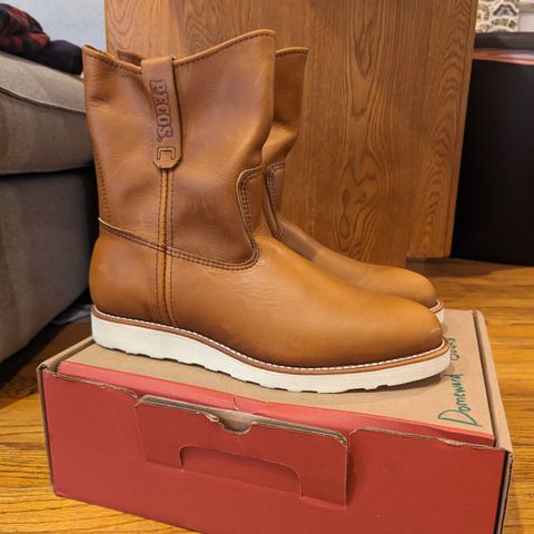 Red Wing Pecos in Unknown Leather
