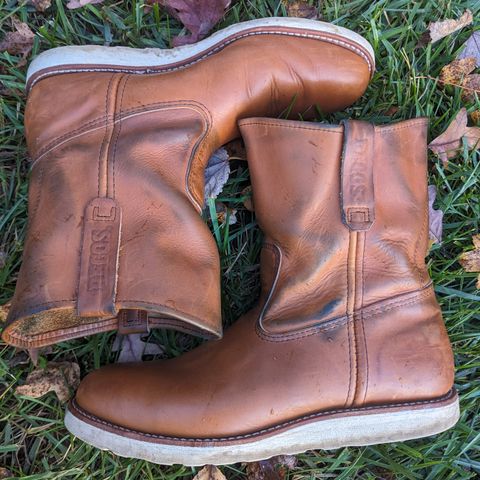 Red Wing Pecos in Unknown Leather