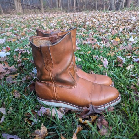 Red Wing Pecos in Unknown Leather