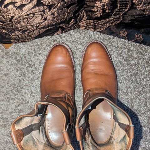 Red Wing Pecos in Unknown Leather