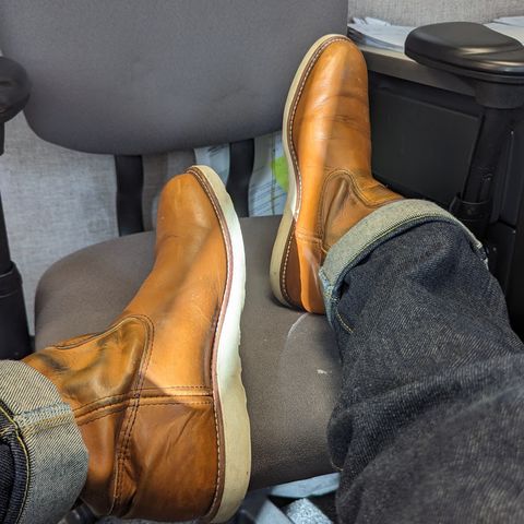 View photo of Red Wing Pecos in Unknown Leather