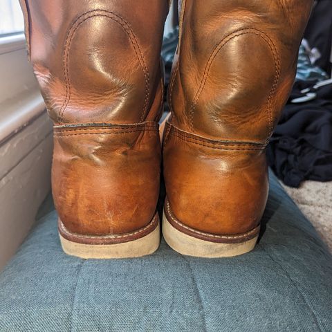 View photo of Red Wing Pecos in Unknown Leather