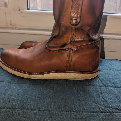 View photo of Red Wing Pecos in Unknown Leather