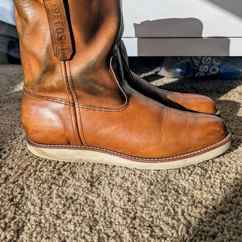 View photo of Red Wing Pecos in Unknown Leather