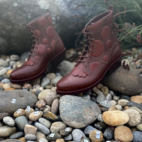 Maya Miel Packer in S.B. Foot Unknown Leather