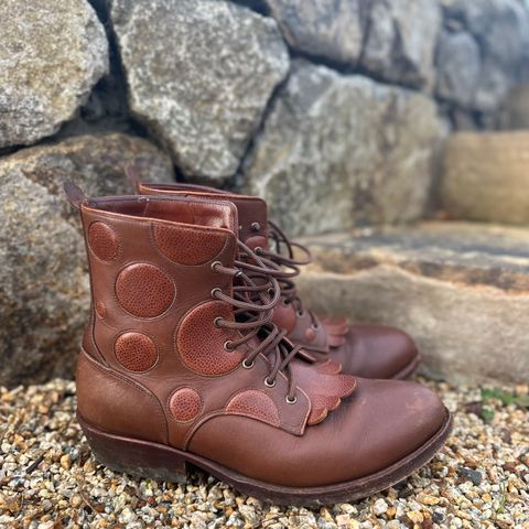 Maya Miel Packer in S.B. Foot Unknown Leather