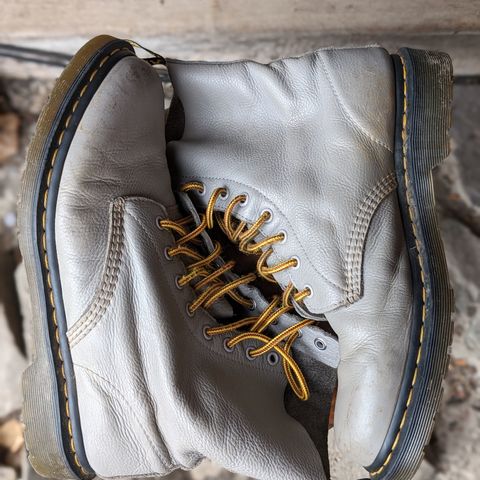 Dr. Martens 1460 Pascal Made In England in Zinc Grey Virginia