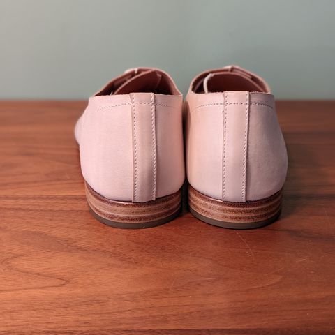 Hender Scheme Unlisted Model in Natural Veg-Tanned Cowhide