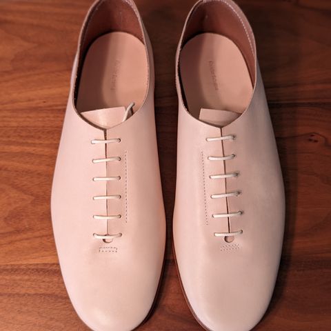 Hender Scheme Unlisted Model in Natural Veg-Tanned Cowhide