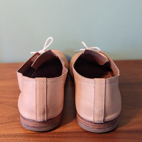 Hender Scheme Unlisted Model in Natural Veg-Tanned Cowhide