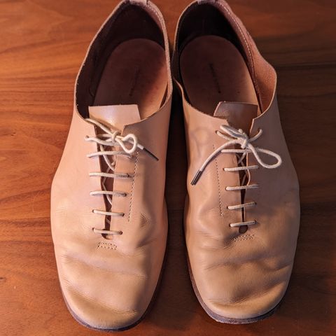 Hender Scheme Unlisted Model in Natural Veg-Tanned Cowhide