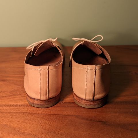 Hender Scheme Unlisted Model in Natural Veg-Tanned Cowhide