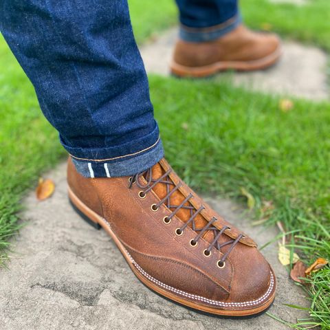 Renav Unlisted Model in Unlisted Leather