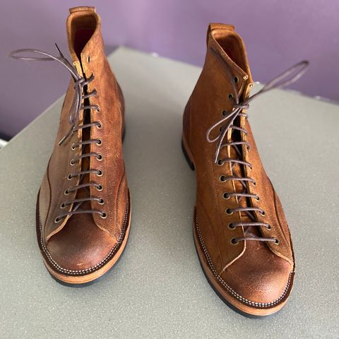 Renav Unlisted Model in Unlisted Leather