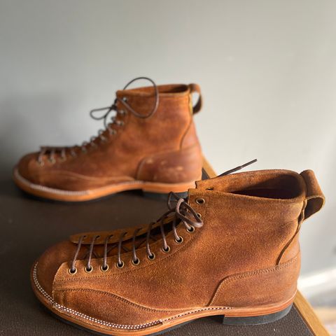 Renav Unlisted Model in Unlisted Leather