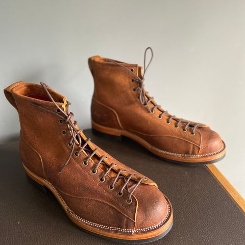 Renav Unlisted Model in Unlisted Leather