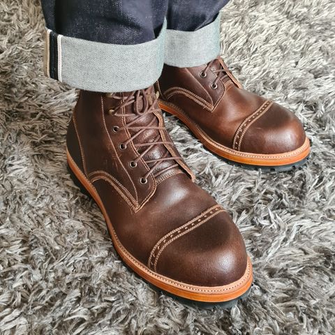 Imperium Hawke in Horween Cinnamon Waxed Flesh