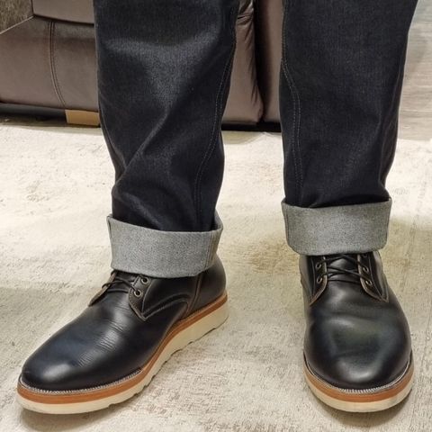 Imperium Unknown Model in Horween Black Chromexcel
