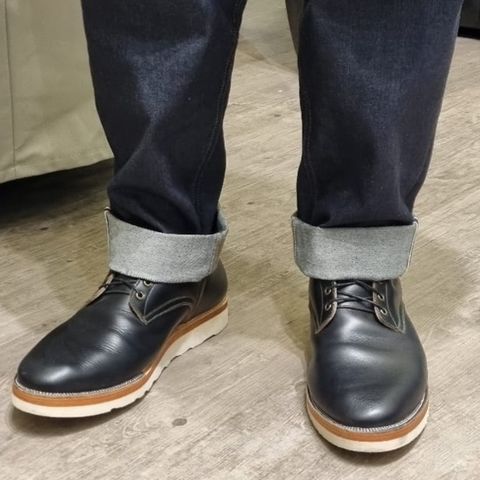 Imperium Unknown Model in Horween Black Chromexcel