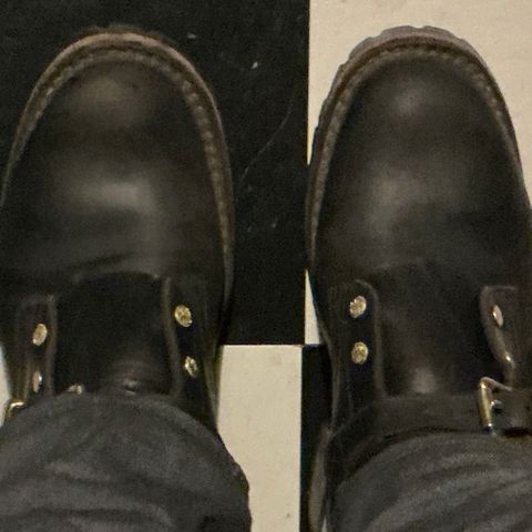 View photo of Nicks Heritage TankerPro in Horween Black Chromexcel