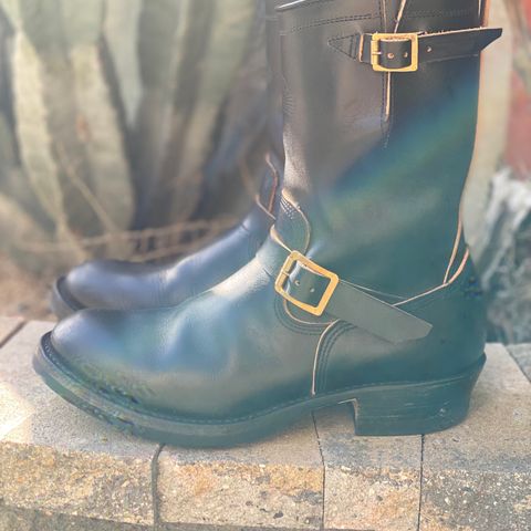 Zerrows Type One in Horween Black Latigo