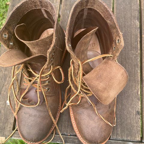 Oak Street Bootmakers Trench Boot in Horween Natural Chromexcel Roughout
