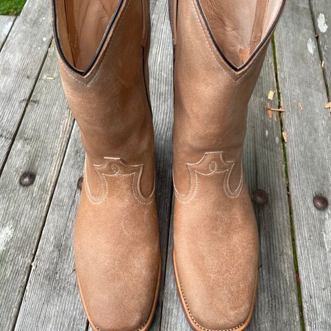 Briselblack The Bullet in Maryam Natural Waxed Reverse Horsebutt
