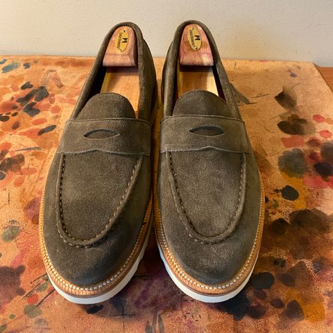 Grant Stone Traveler Penny in C.F. Stead Loden Janus Calf Suede