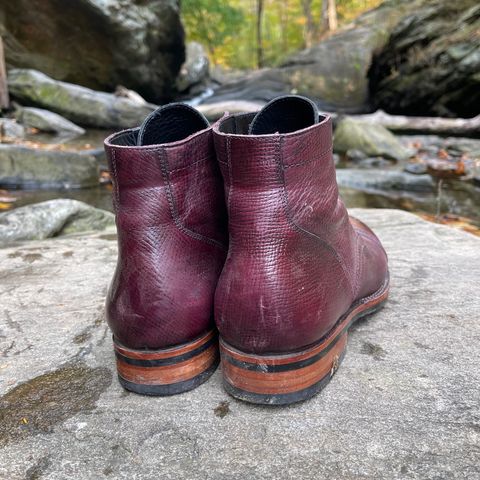 Search result thumbnail of Blkbrd Shoemaker Luchador Service Boot in Horween Dark Burgundy Pioneer Reindeer