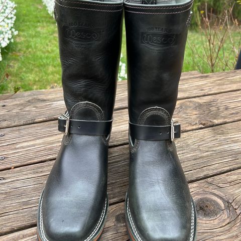 View photo of Wesco Mister Lou in Maryam Petrolio Waxed Black Horsehide