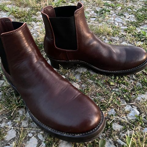 View photo of Addict Boots AB-03 Chelsea Boots in Brown Horsehide