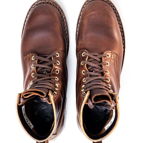 Nicks Falcon in Italian Brown Cypress