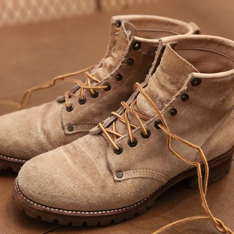 Chippewa Type 1 Service Boot in Sand Roughout