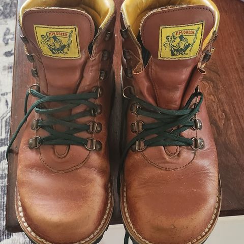 Jim Green Razorback in Tan Full Grain