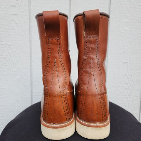 Red Wing 8-Inch Classic Moc in S.B. Foot Oro-Iginal