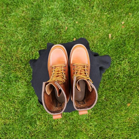 Red Wing 8-Inch Classic Moc in S.B. Foot Oro-Iginal