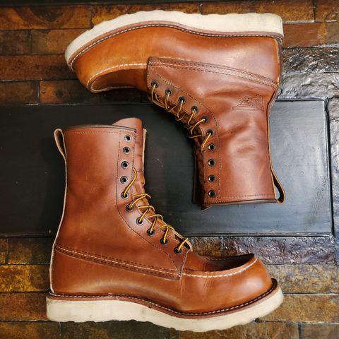 Red Wing 8-Inch Classic Moc in S.B. Foot Oro-Iginal