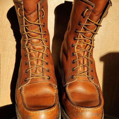 Red Wing 8-Inch Classic Moc in S.B. Foot Oro-Iginal