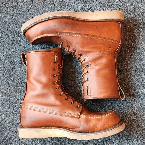 Red Wing 8-Inch Classic Moc in S.B. Foot Oro-Iginal