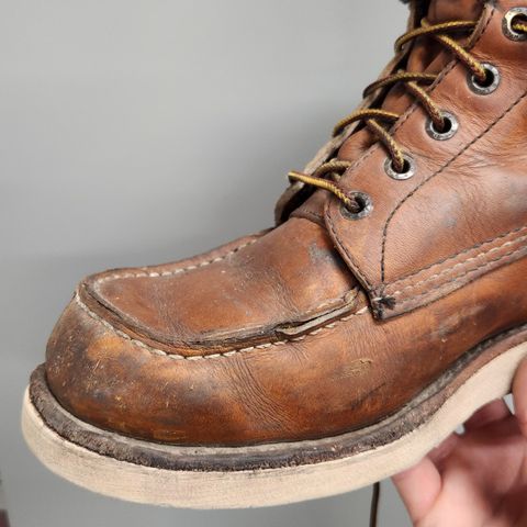 View photo of Red Wing 8-Inch Classic Moc in S.B. Foot Oro-Iginal