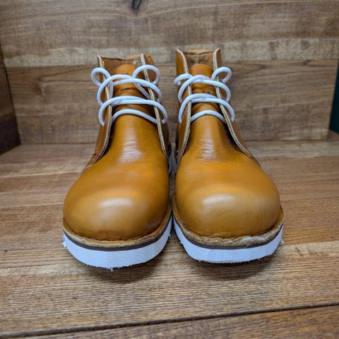 Hook & Punch Chukka V2 in Horween Sunflower cavalier